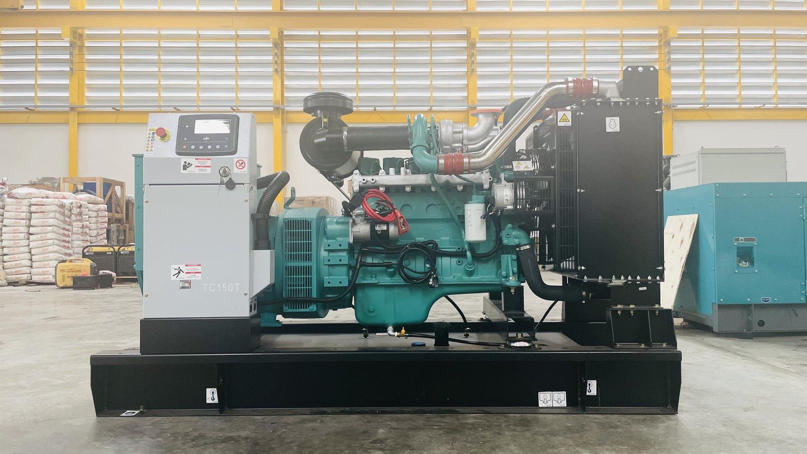 เครื่องปั่นไฟ Cummins TC145T 145kVA 116kW เครื่องปั่นไฟ Cummins TC145T 145kVA 116kW