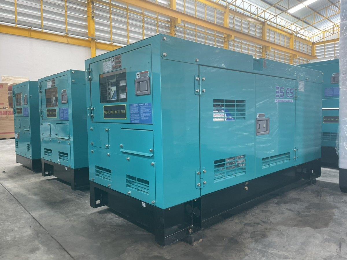 เครื่องปั่นไฟ GENY DCA35ESF 33kVA 26kW ตู้เก็บเสียง