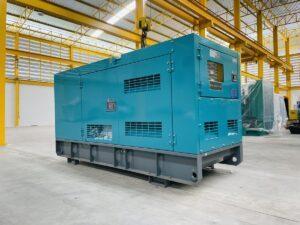 เครื่องปั่นไฟ GENY DCA45ESF 41kVA 33kW ตู้เก็บเสียง